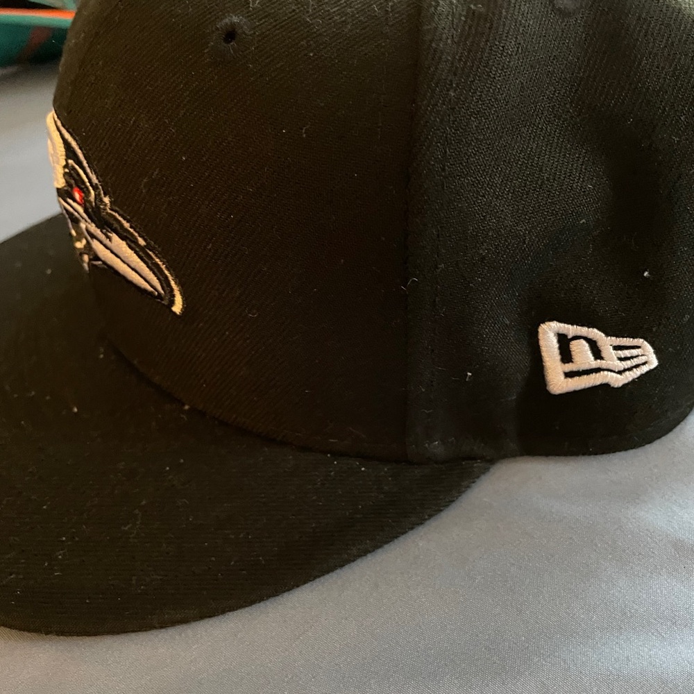 Ravens hat - Picture 2 of 3